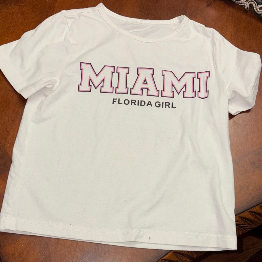 A Bundle of Kids T-Shirts - Picture 2 of 7